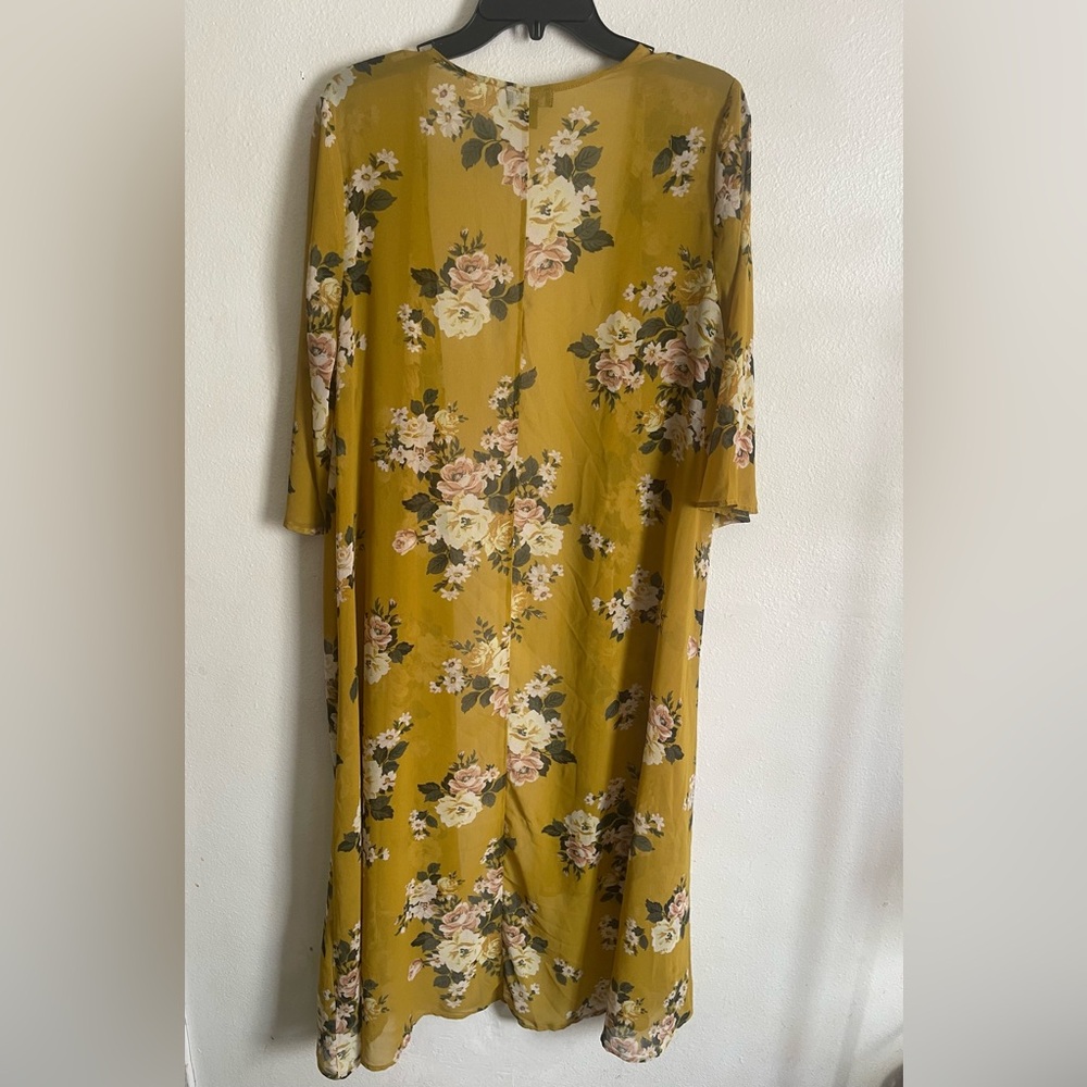 Torrid 00/0 - Picture 2 of 4